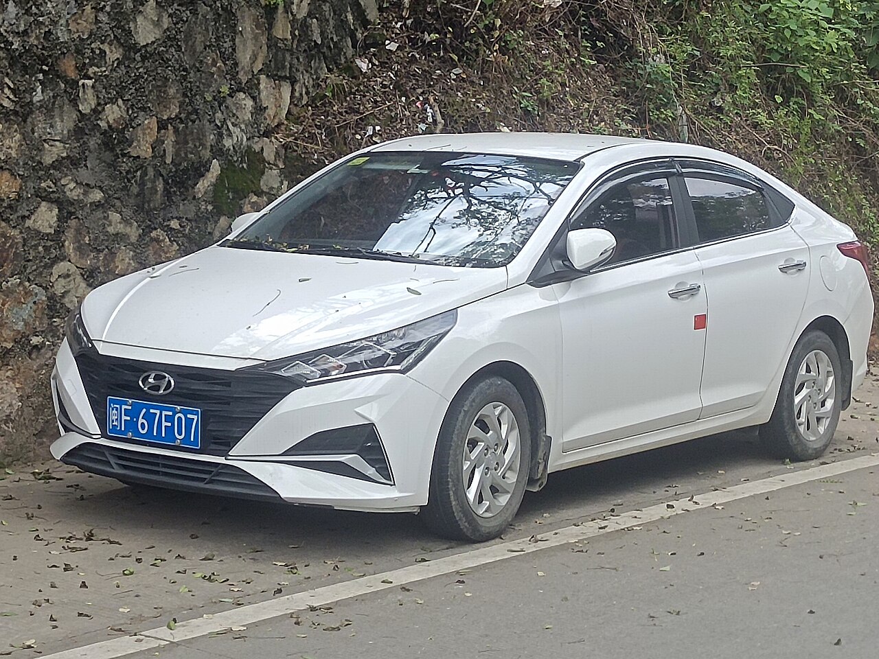 Hyundai Verna 1,4 Manuel (100 hk)