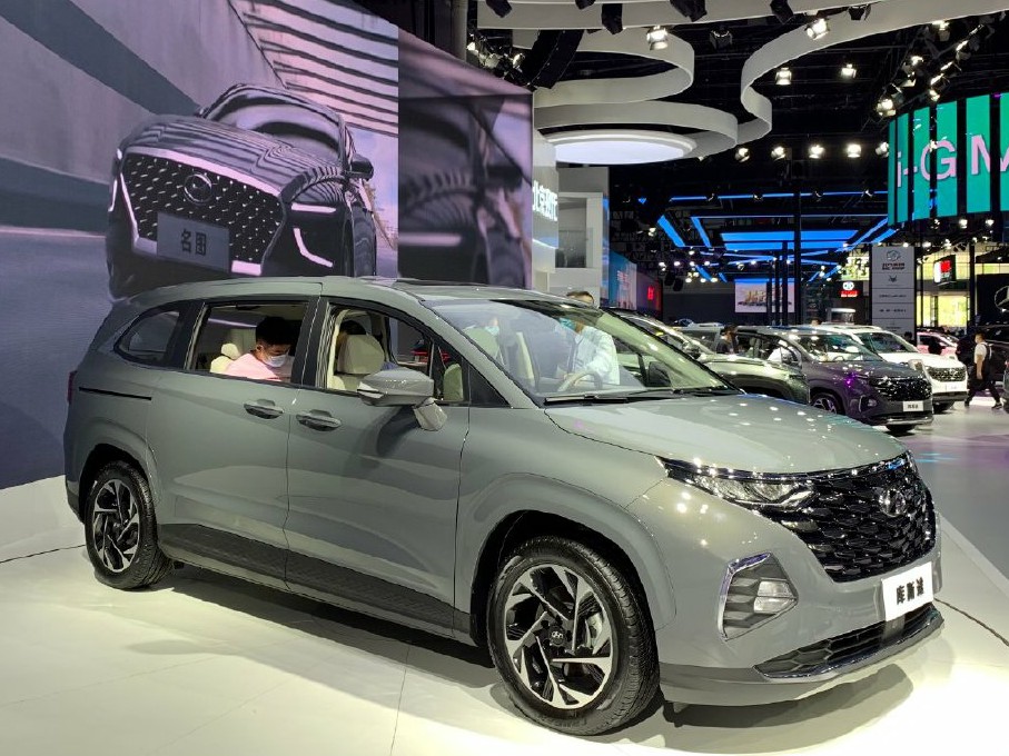 Hyundai Custo 2,0 Automatgear (236 hk)