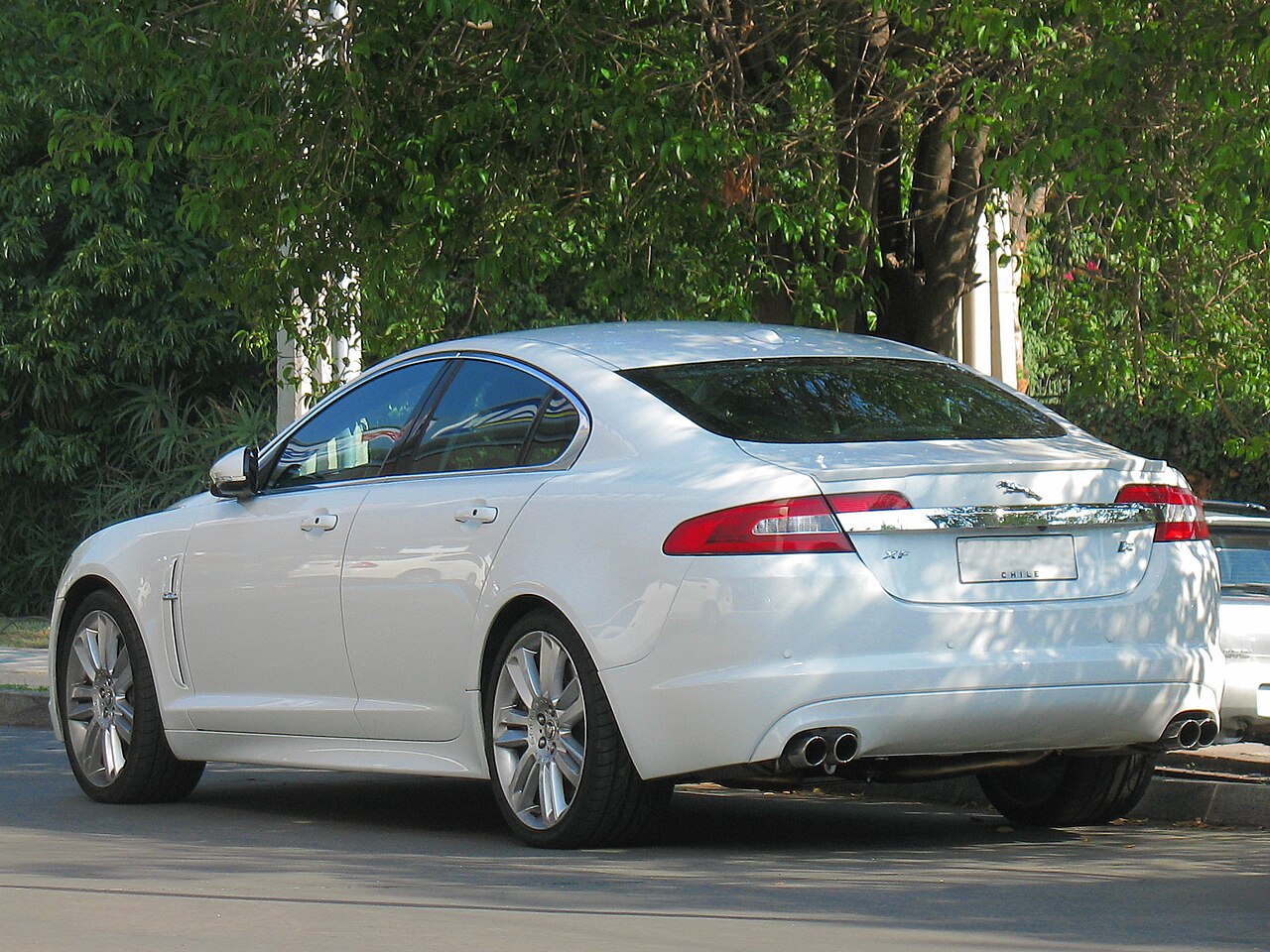 Jaguar XFR 5,0 Automatgear RWD (550 hk)