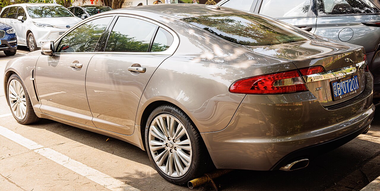 Jaguar XF 2,0 Automatgear (240 hk)