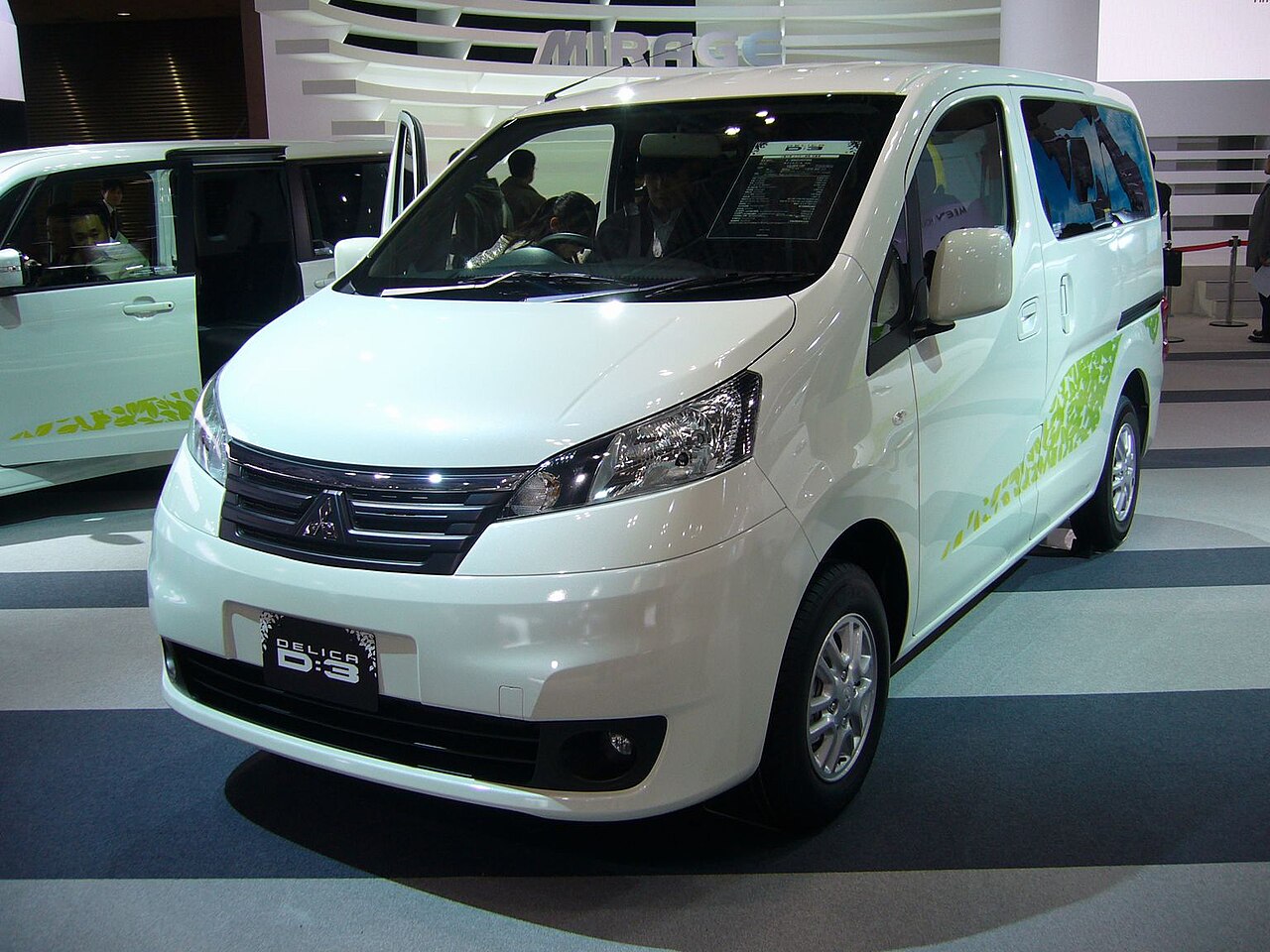 Mitsubishi Delica Generation 5