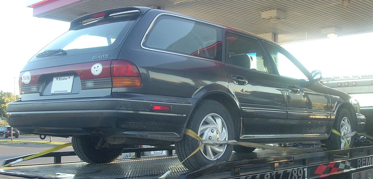 Mitsubishi Diamante Generation 1