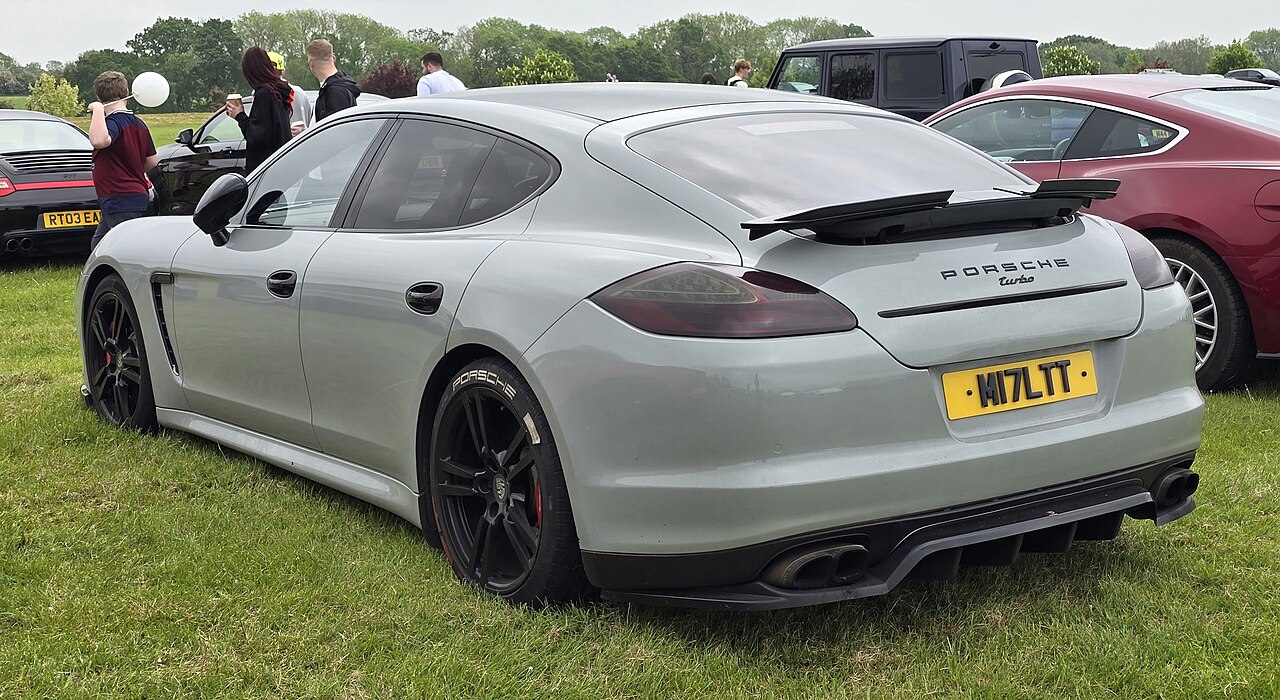 Porsche Panamera 3,0 Automatgear RWD (250 hk)