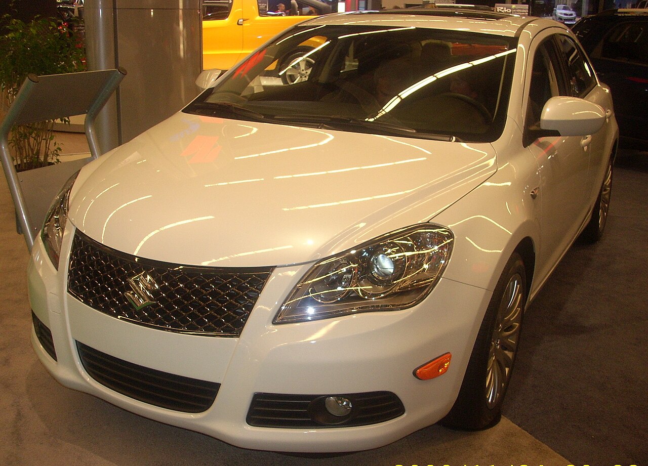 Suzuki Kizashi Generation 1